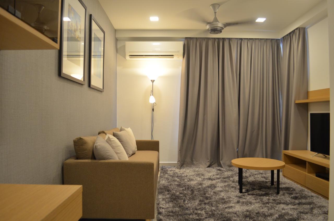 1 Tebrau Suites By Subhome Johor Bahru Exterior photo