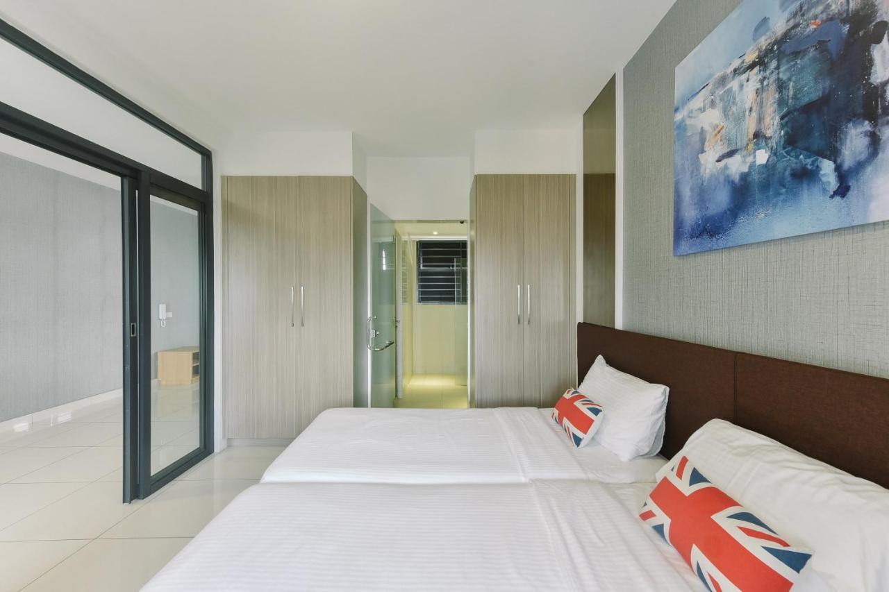 1 Tebrau Suites By Subhome Johor Bahru Exterior photo